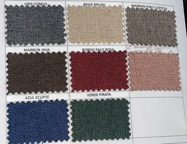 Muestrario de tela texturizada: gris, beige, marrón, bordó, rosa, azul y verde